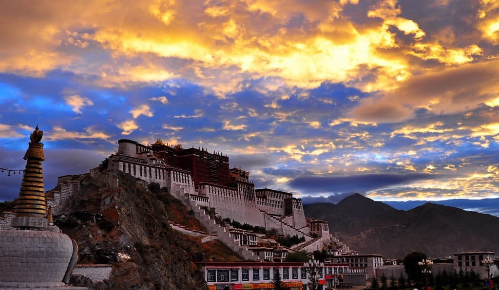 Lhasa Tour From Kathmandu  photo 3